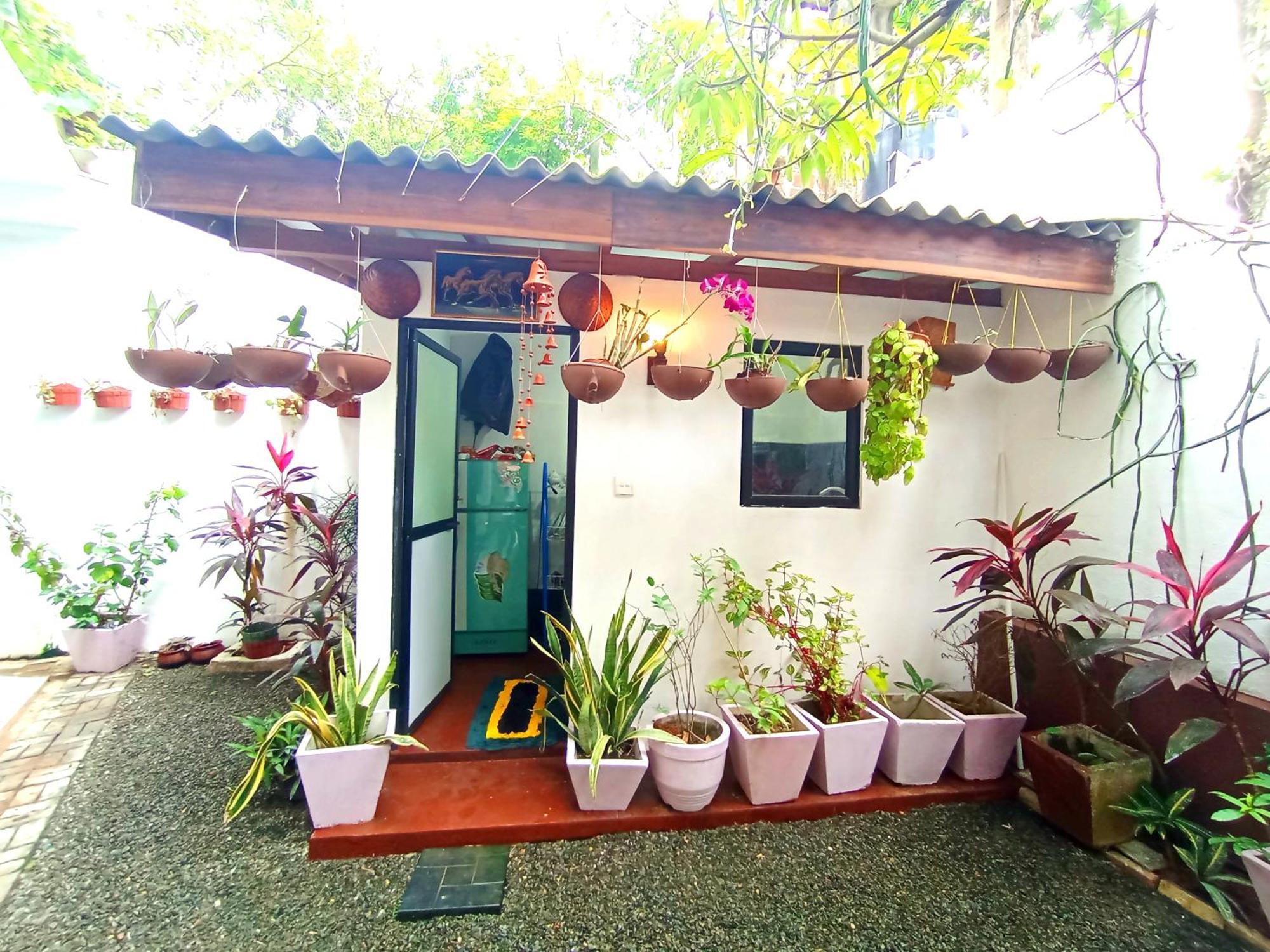 Ramesh Guesthouse Мириса Екстериор снимка