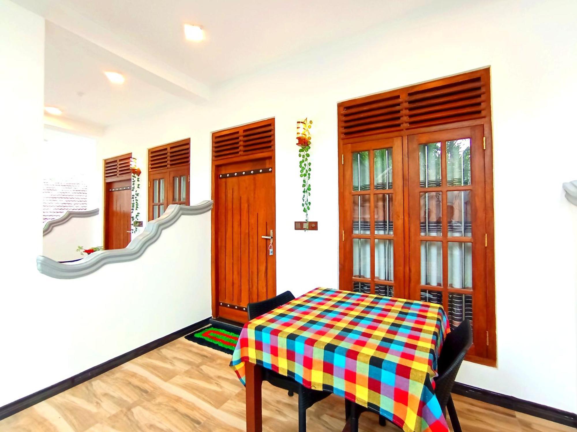 Ramesh Guesthouse Мириса Екстериор снимка
