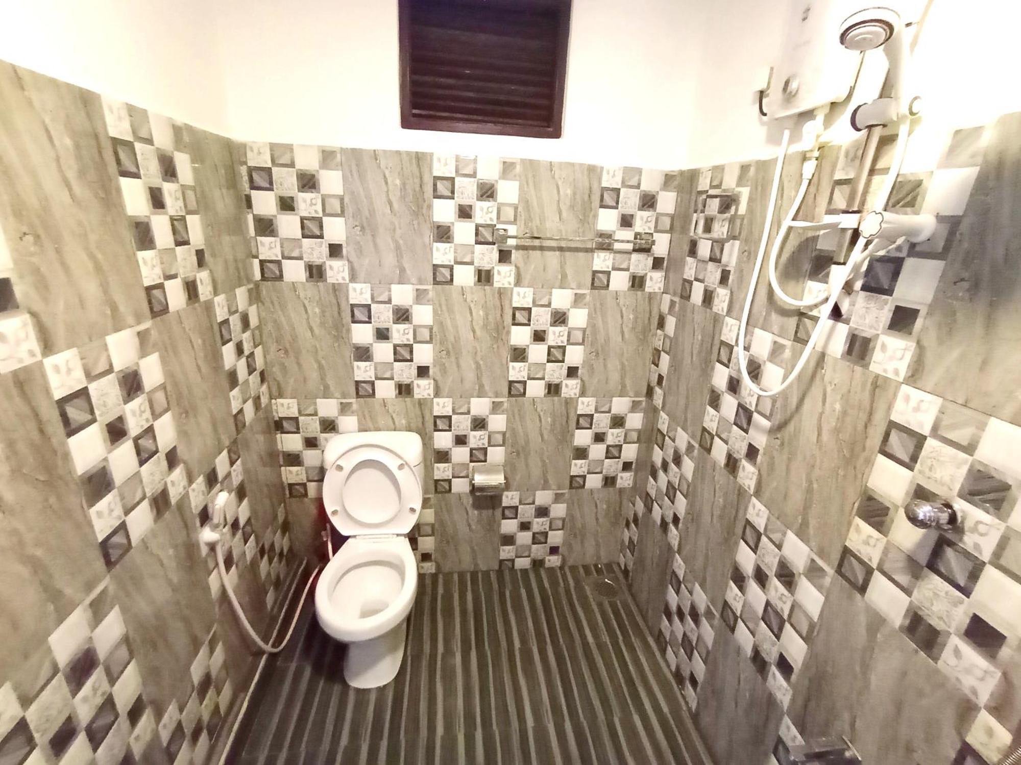 Ramesh Guesthouse Мириса Екстериор снимка