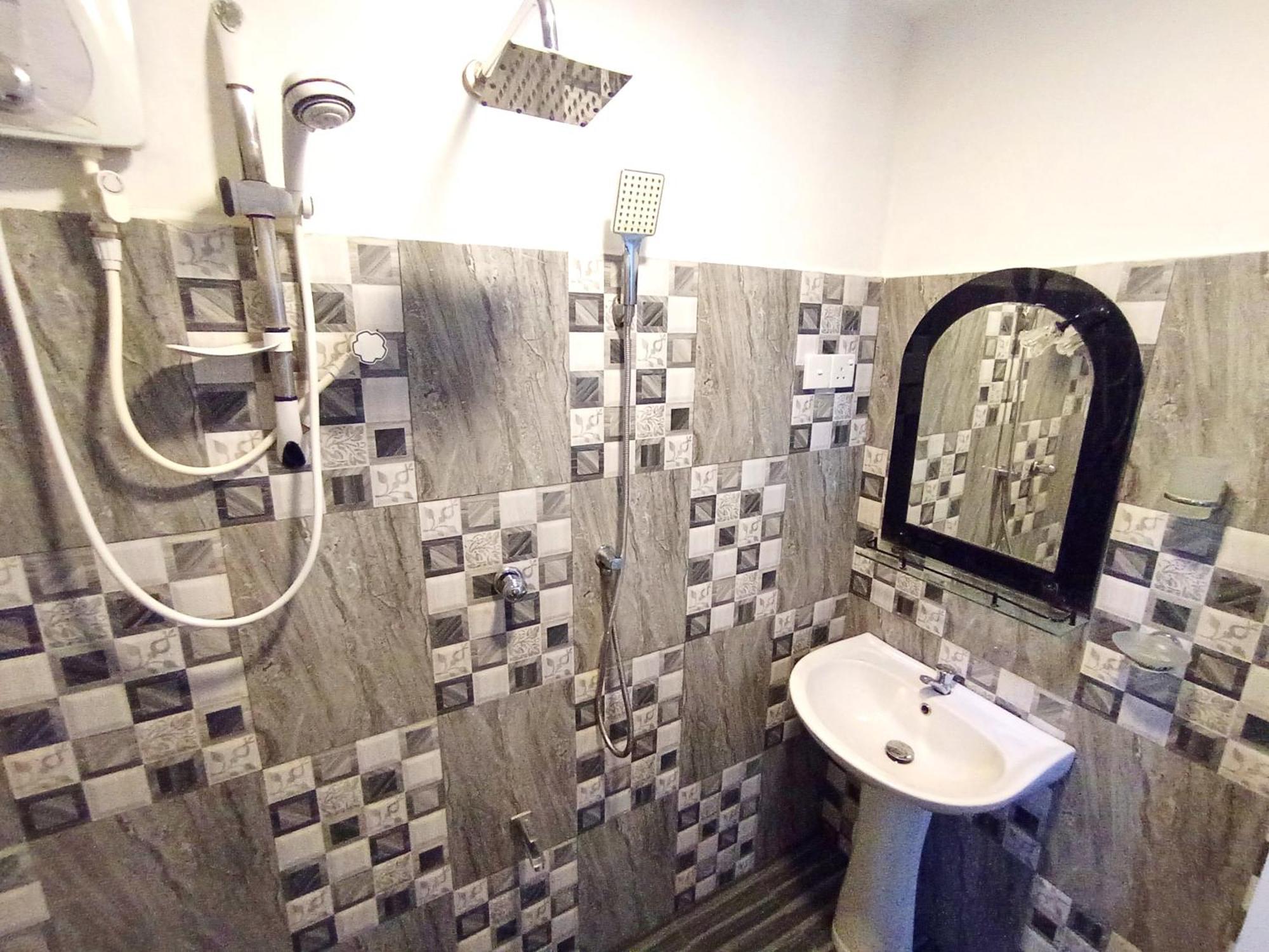 Ramesh Guesthouse Мириса Екстериор снимка